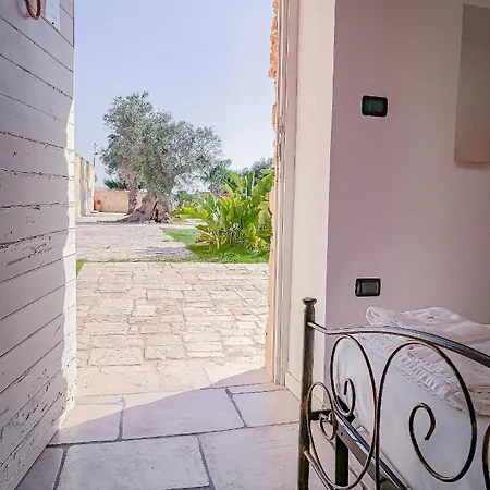 Masseria Tenuta Quintino Torre Lapillo Exterior photo
