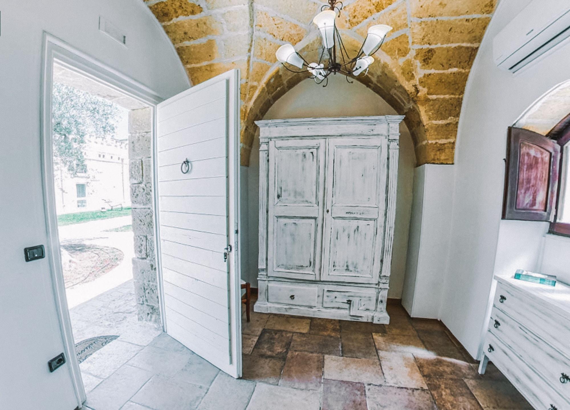 Masseria Tenuta Quintino Farm stay Torre Lapillo